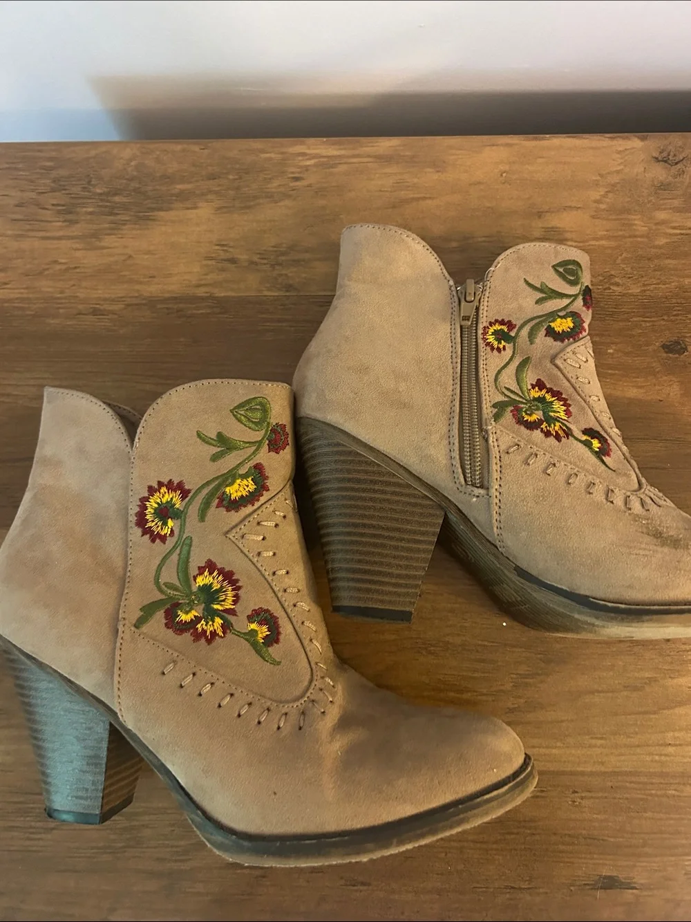 MIA Tan Suede Ankle Boots with Multicolor Floral Embroidery